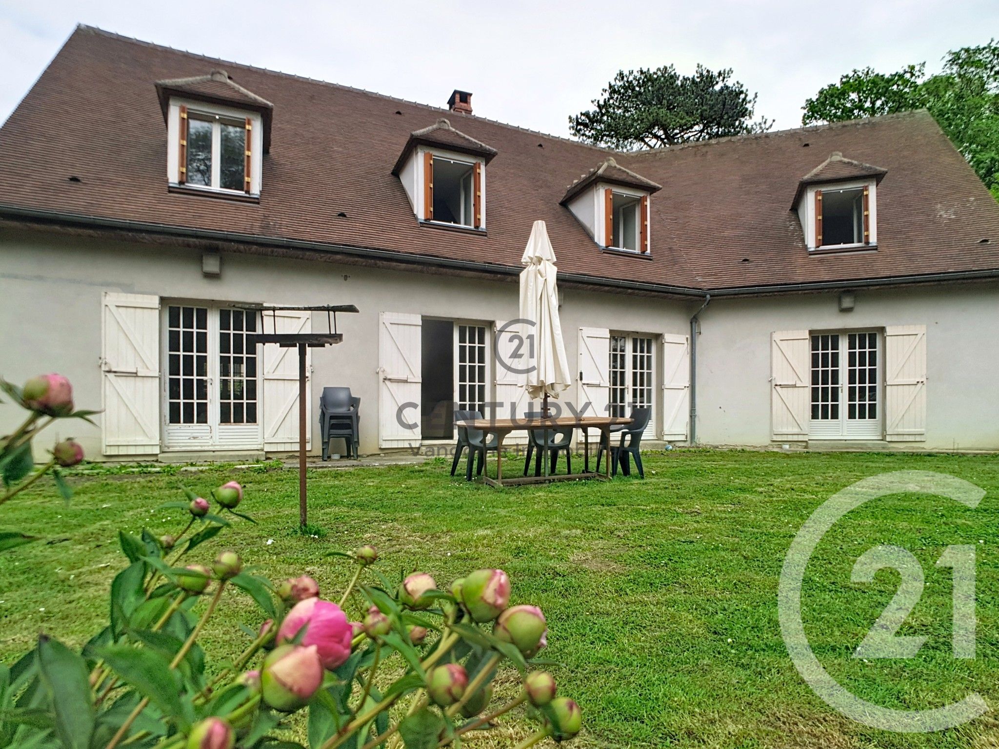 Maison 329m² — Glaignes