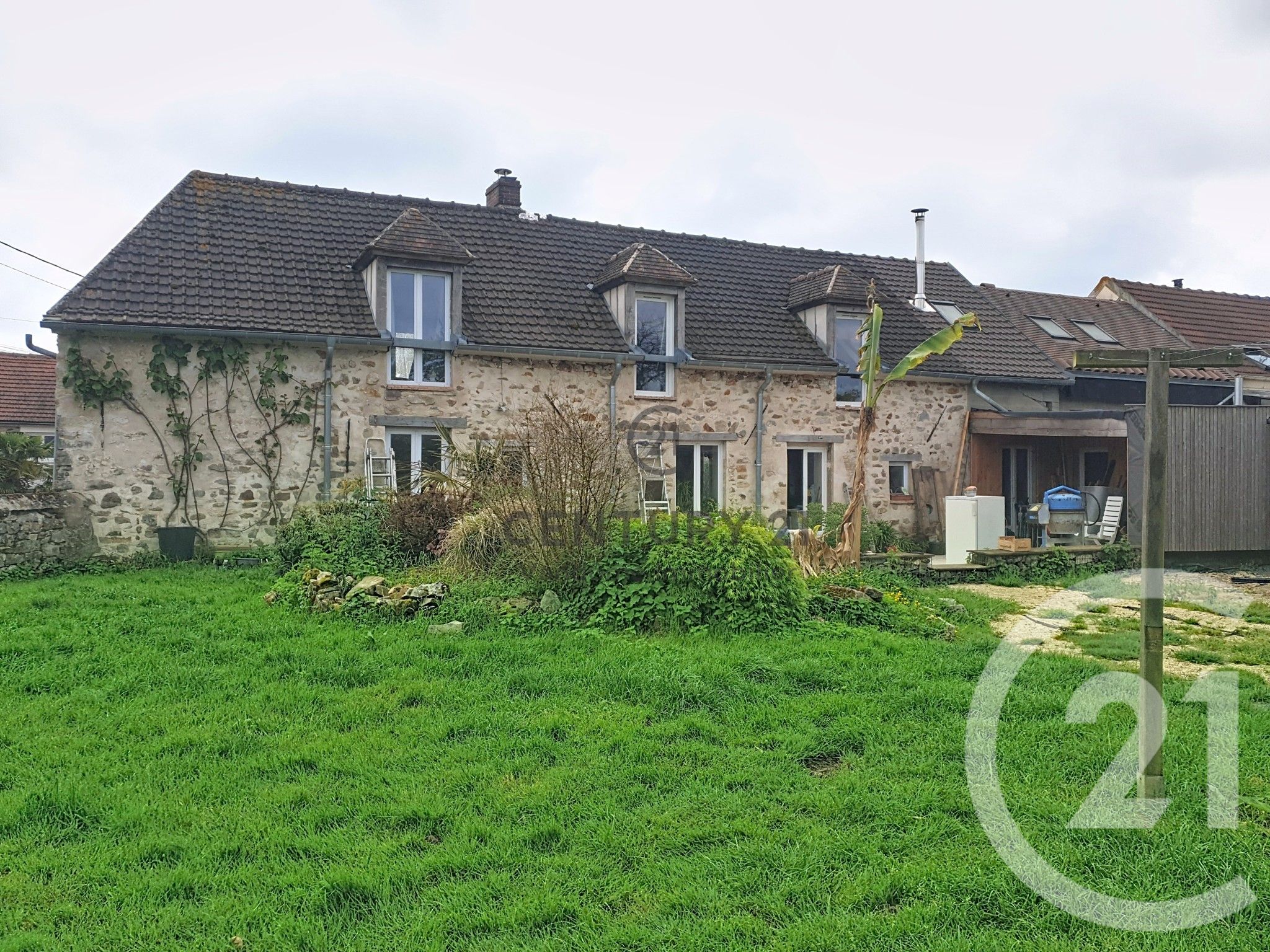 Maison 153m² — Thury-en-Valois